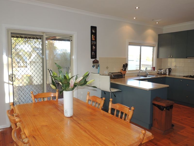 16 School Hill Road, Nyah VIC 3594