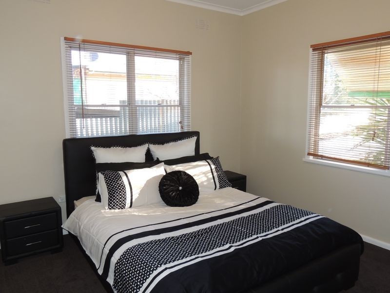 16 School Hill Road, Nyah VIC 3594