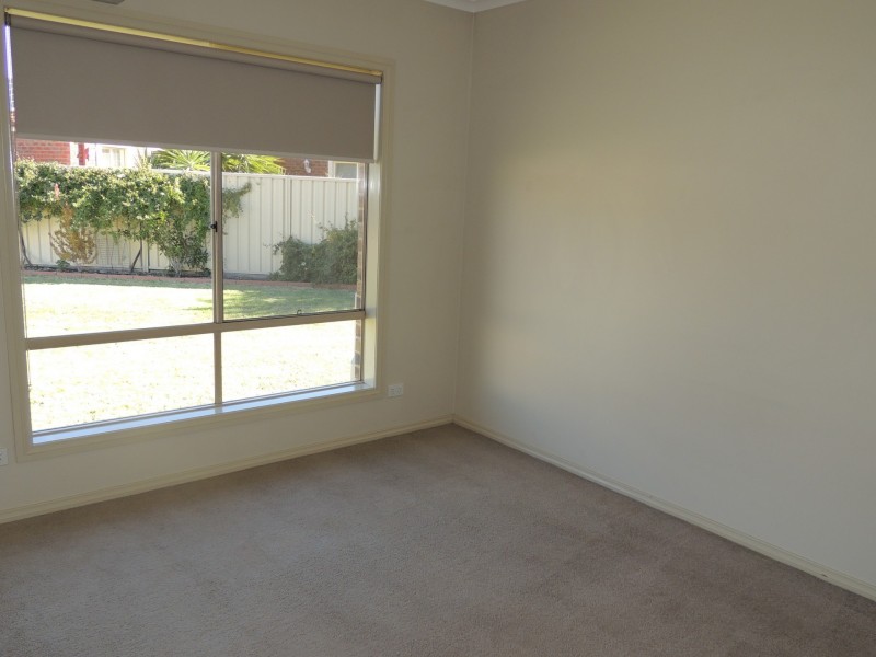 25 Cutri Drive, Swan Hill VIC 3585