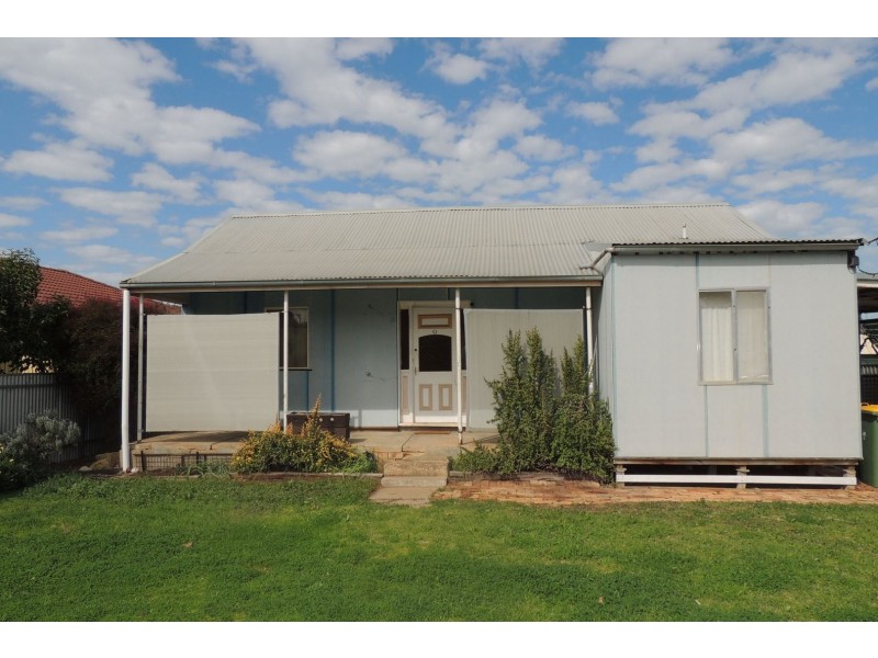 19 Donnington Street, Swan Hill VIC 3585