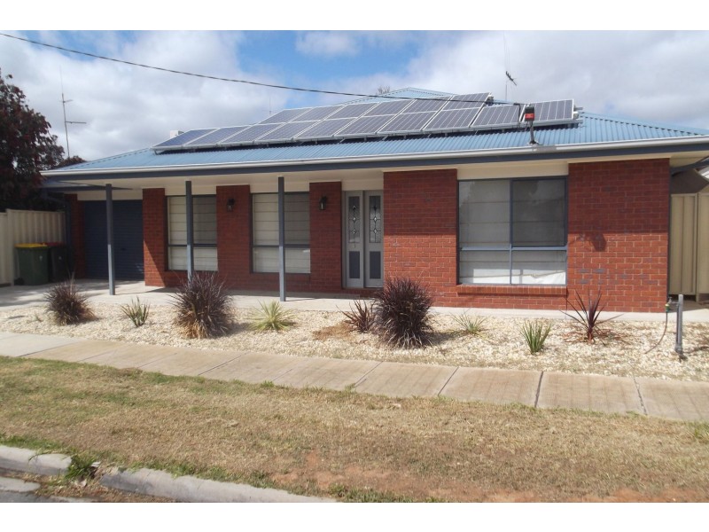 9 Staley Court, Swan Hill VIC 3585