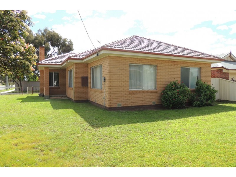 112 Gray Street, Swan Hill VIC 3585