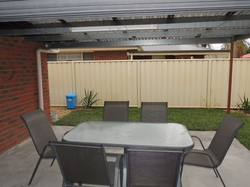 2/12 Wonnon Street, Swan Hill VIC 3585