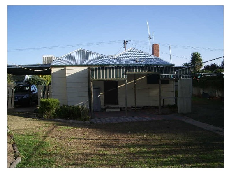 40 Burton Street, Swan Hill VIC 3585
