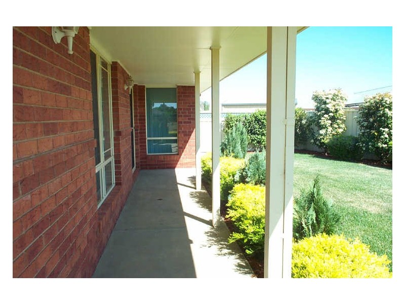 7 Nalder Drive, Swan Hill VIC 3585