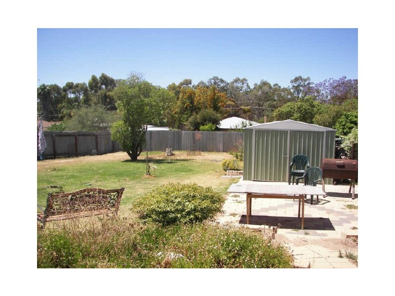 16 Bell Street, Nyah VIC 3594