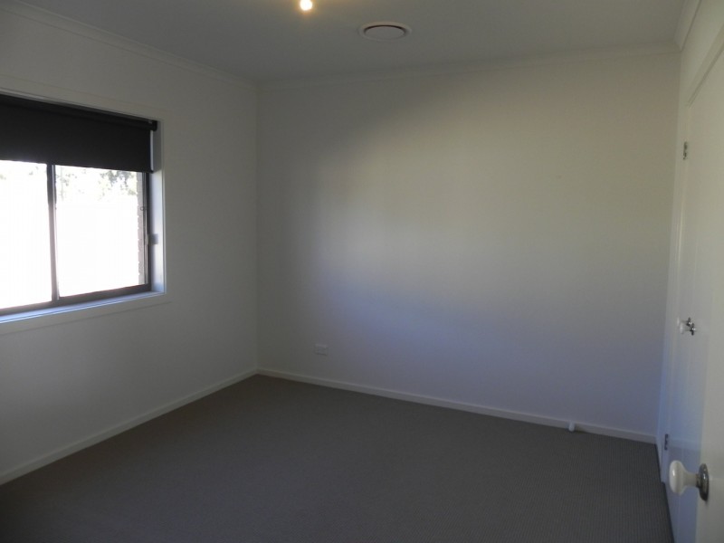 2 Dundas Lane, Swan Hill VIC 3585