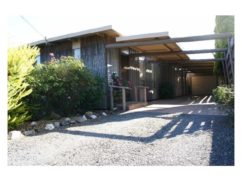 10 Parnee Street, Swan Hill VIC 3585