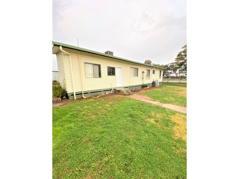 12 Koraleigh Road, Koraleigh NSW 2735