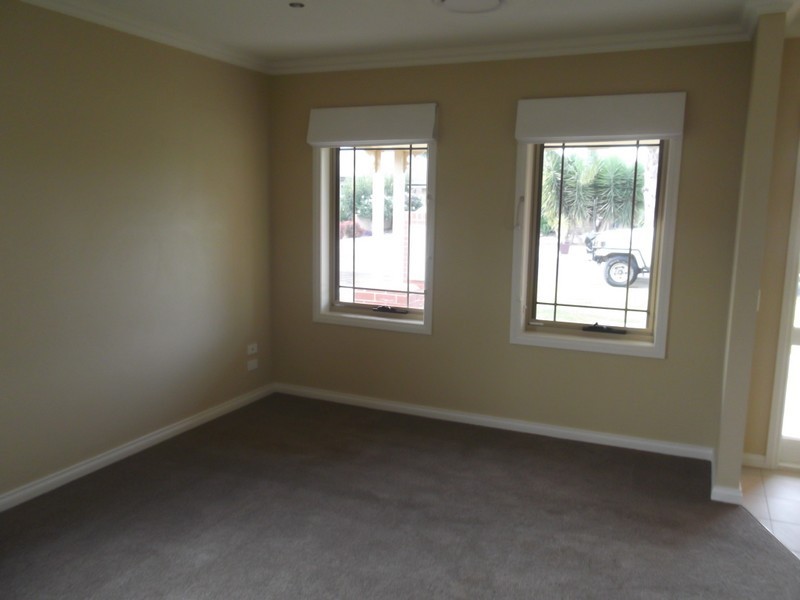 1/12 Melis Court, Swan Hill VIC 3585