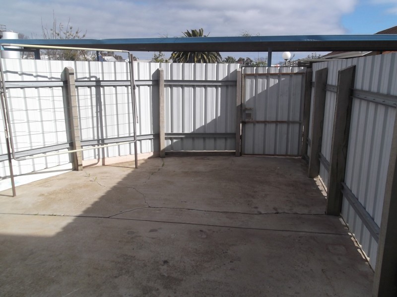 Unit 1/44 Palaroo Street, Swan Hill VIC 3585