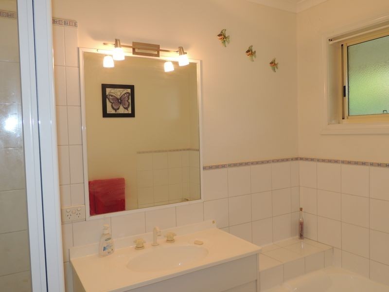 2/66 Poole Boulevard, Swan Hill VIC 3585