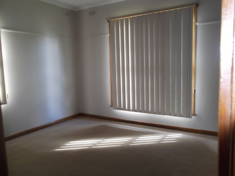 62 Stradbroke Avenue, Swan Hill VIC 3585