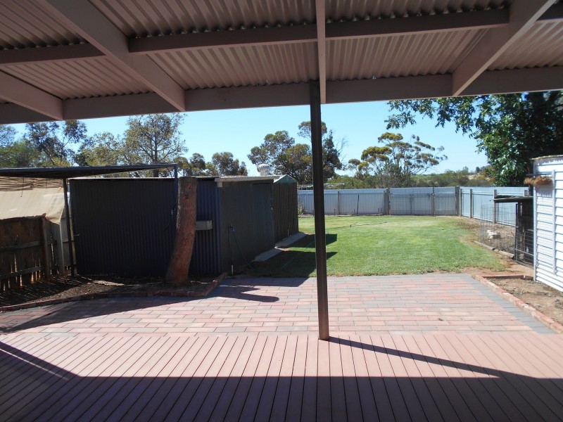 6 Lauer Crescent, Nyah West VIC 3595