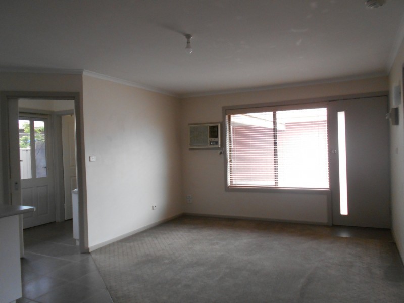 Unit 2/18 Gray Street, Swan Hill VIC 3585