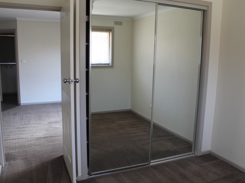 Unit 2/18 Gray Street, Swan Hill VIC 3585