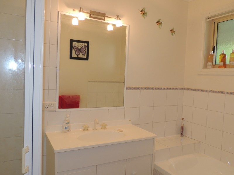 2/66 Poole Boulevard, Swan Hill VIC 3585