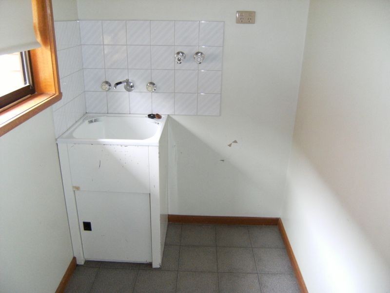 2/12 Poole Boulevard, Swan Hill VIC 3585