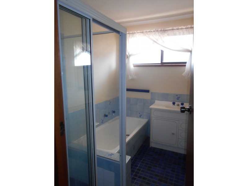 3 Hazel Court, Swan Hill VIC 3585