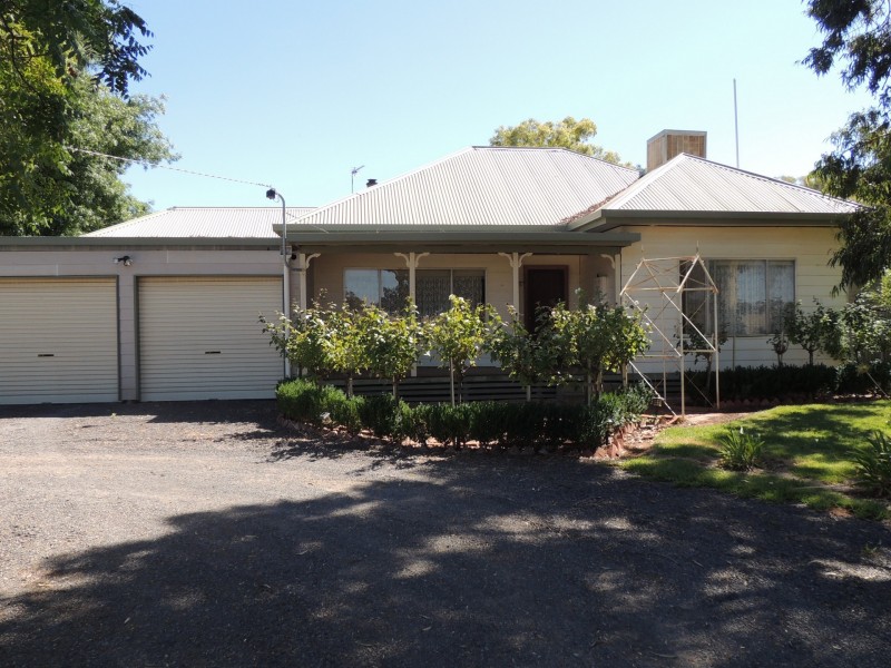 100 Donald Street, Nyah West VIC 3595