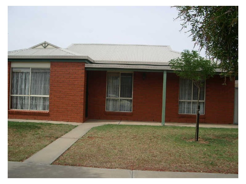 1/7 Foster Street, Swan Hill VIC 3585