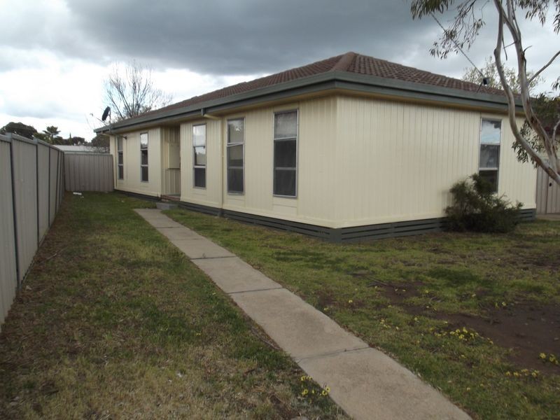 55 Harrison Crescent, Swan Hill VIC 3585