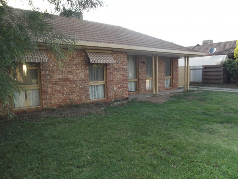 6 Livingston Court, Swan Hill VIC 3585