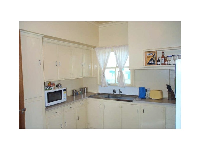 14 Barnett Street, Swan Hill VIC 3585