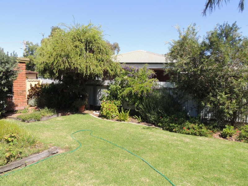 9 Ellwood Court, Swan Hill VIC 3585