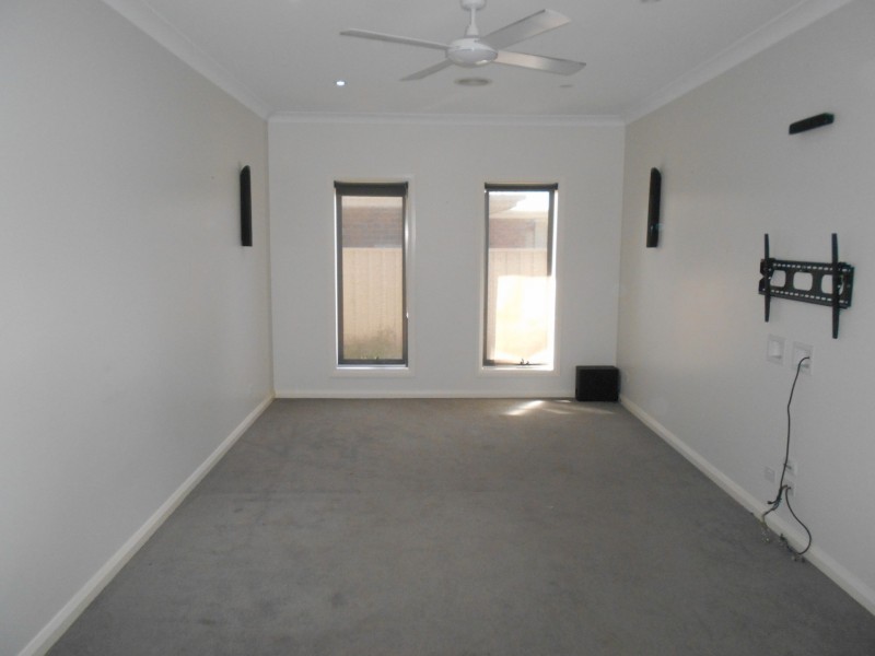 25 Boobialla Drive, Swan Hill VIC 3585