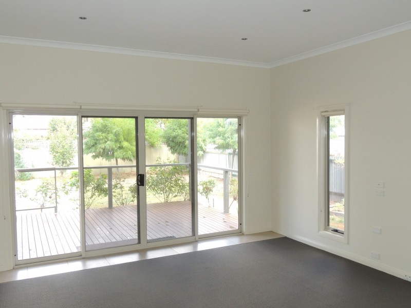 51 Donnington Street, Swan Hill VIC 3585