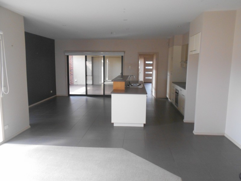 6 Tower Avenue, Swan Hill VIC 3585