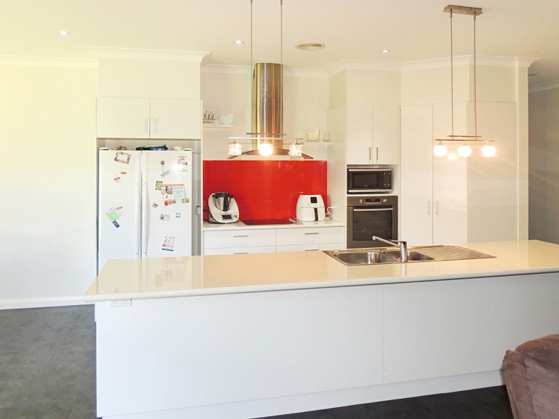 25 Boobialla Drive, Swan Hill VIC 3585