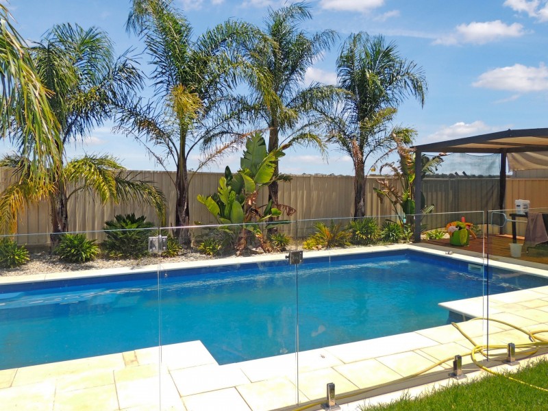 25 Boobialla Drive, Swan Hill VIC 3585