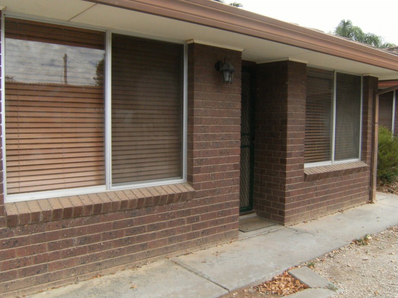 Unit 2/22 Gray Street, Swan Hill VIC 3585