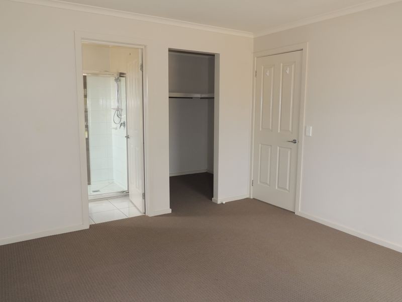 4 Cassia Way, Swan Hill VIC 3585