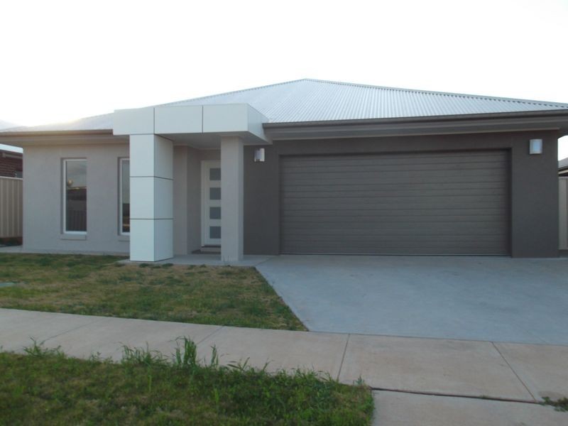 40 Boree Drive, Swan Hill VIC 3585