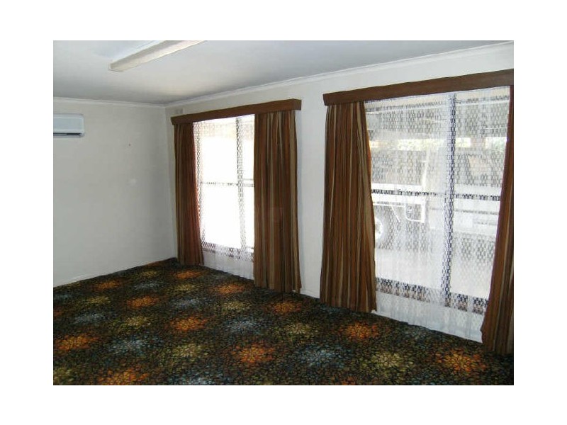 6 Standen Street, Swan Hill VIC 3585