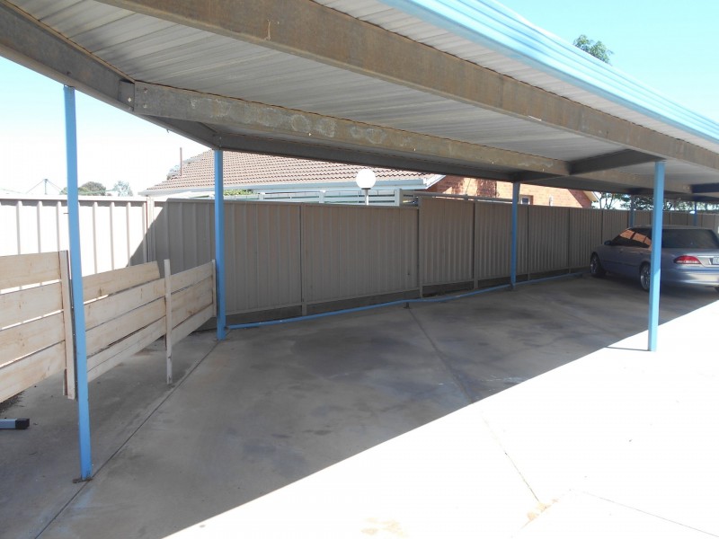 Unit 2/44 Palaroo Street, Swan Hill VIC 3585