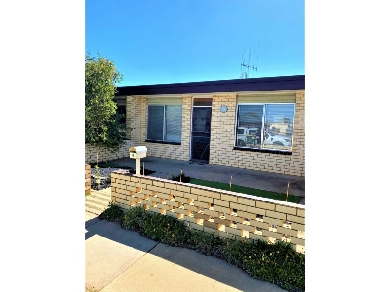 Unit 4/22 Pritchard Street, Swan Hill VIC 3585