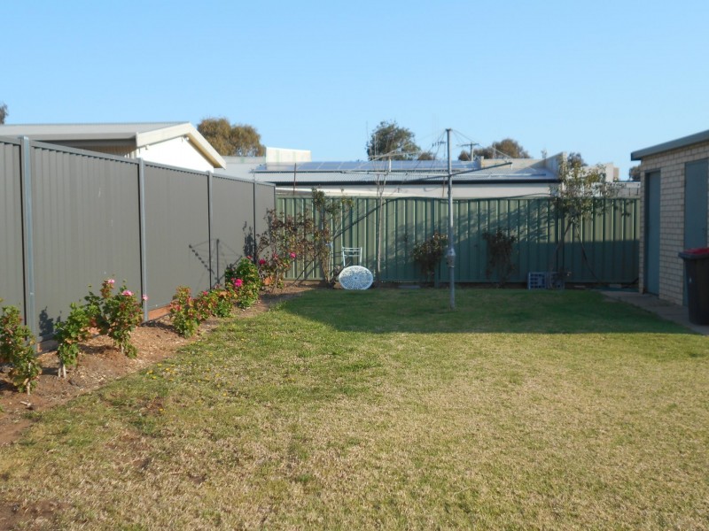 Unit 2/3 Naretha Street, Swan Hill VIC 3585
