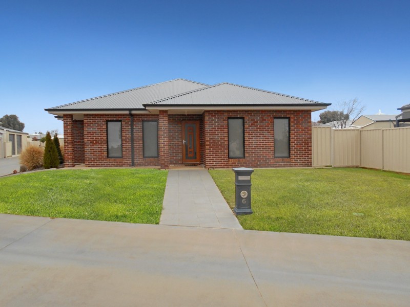 6 Heath Lane, Swan Hill VIC 3585