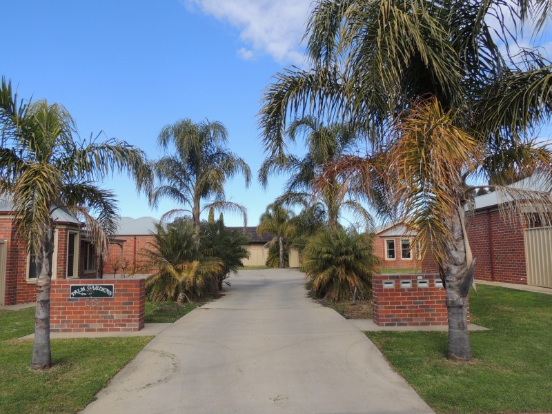 2/13 Melis Court, Swan Hill VIC 3585