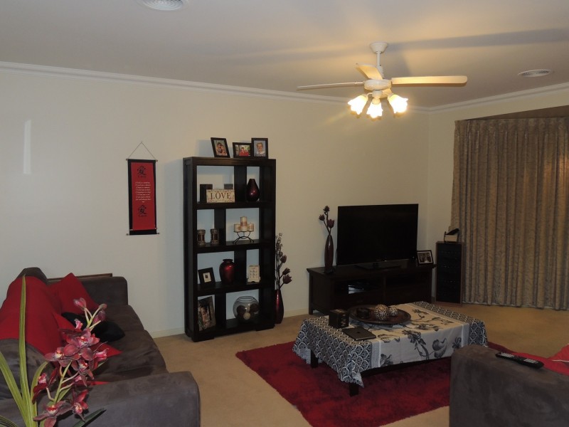 2/13 Melis Court, Swan Hill VIC 3585