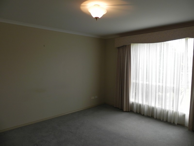 15 Adams Road, Swan Hill VIC 3585