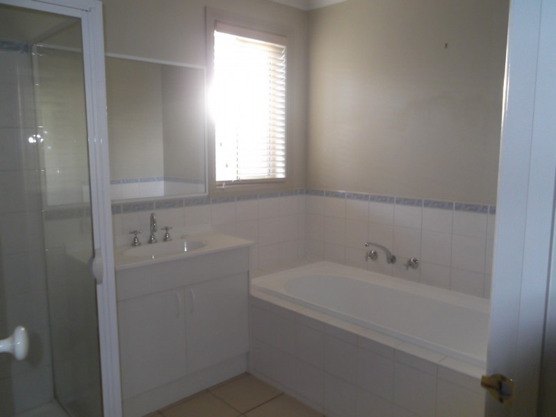 15 Adams Road, Swan Hill VIC 3585