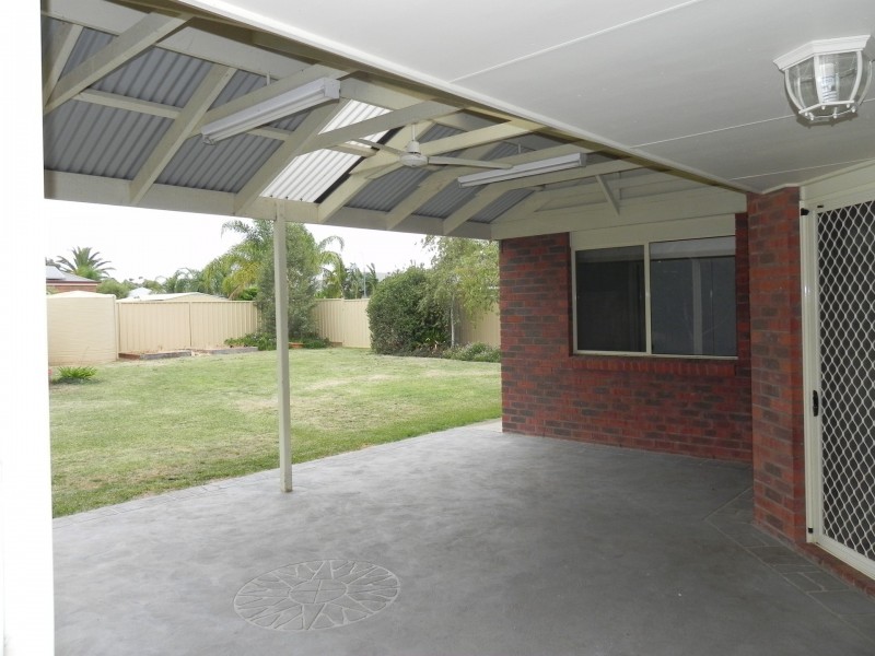 15 Adams Road, Swan Hill VIC 3585