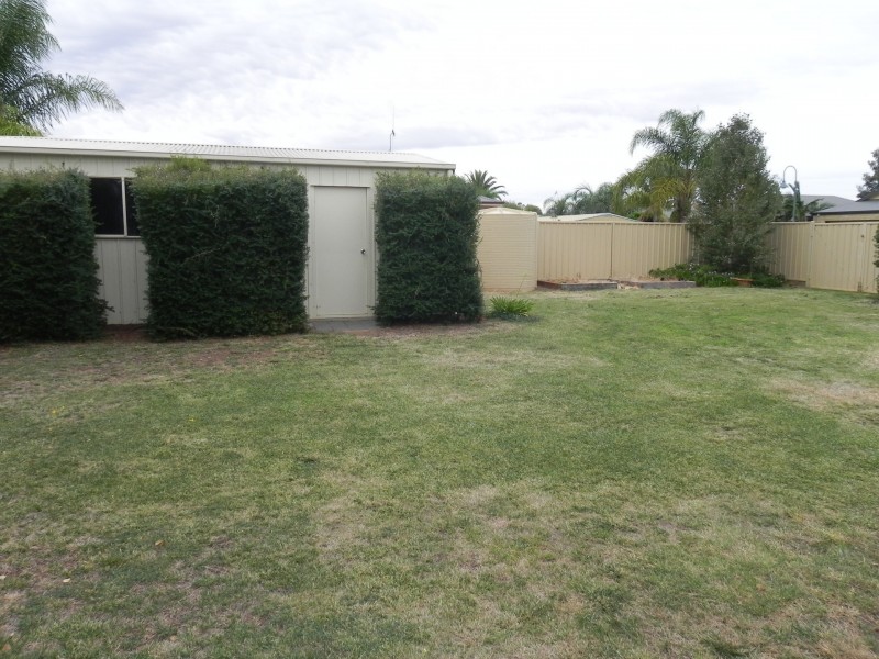 15 Adams Road, Swan Hill VIC 3585