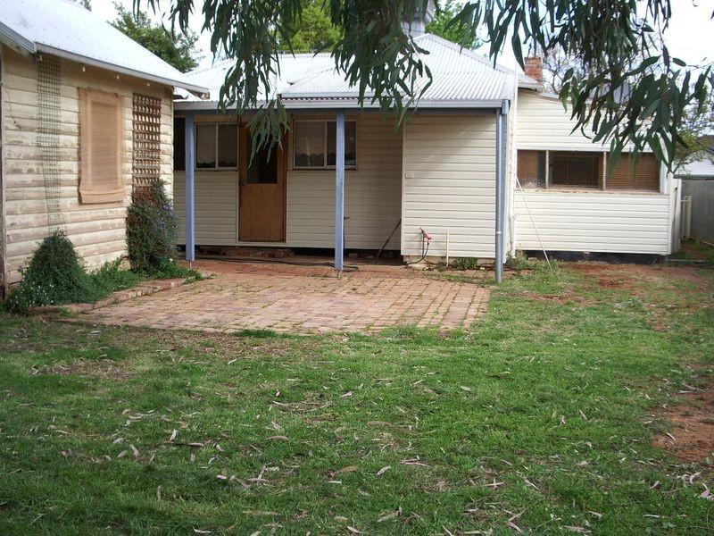 12 Long Street, Swan Hill VIC 3585