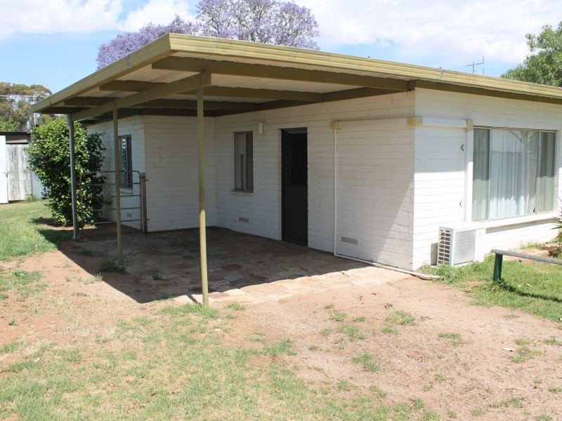 Unit 2/123 Murray Valley Highway, Lake Boga VIC 3584